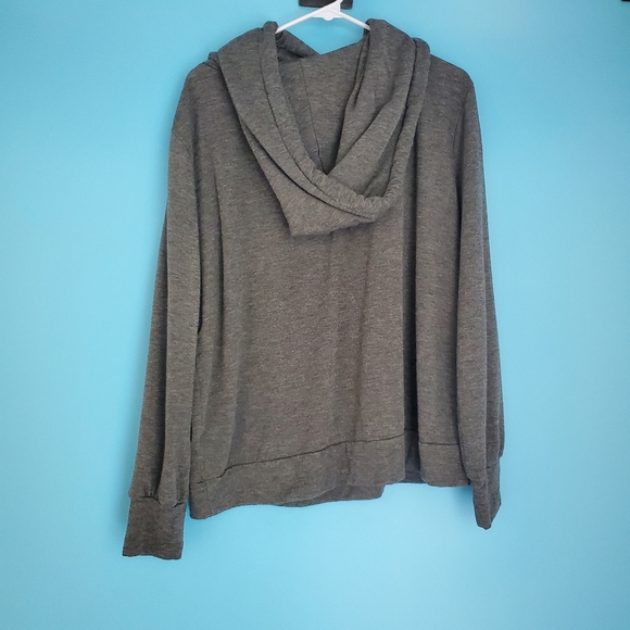 Fantastic Fawn Hoodie Size Small Deer - Picture 3 of 6